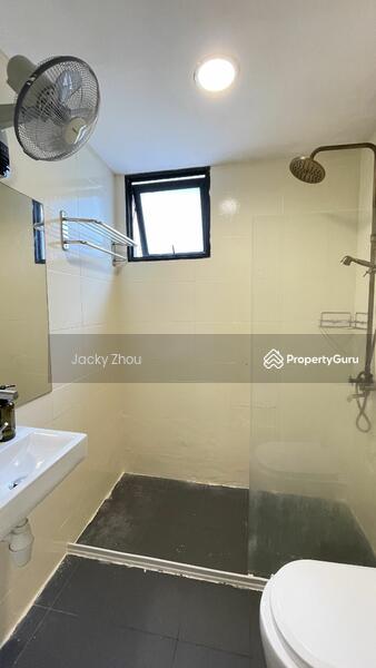 For Rent - Montrosa