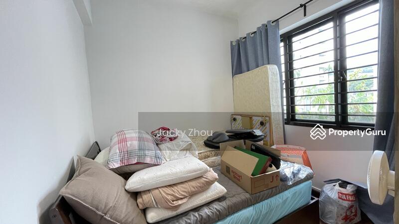 For Rent - Montrosa