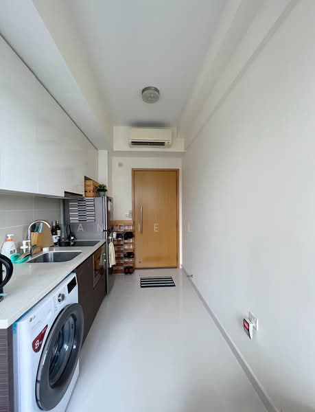 SkySuites 17, 17 Jalan Rajah, 1 Bedroom, 366 sqft, Apartment For Rent, by Angie Lim, 24655968 - PropertyGuru.com.sg