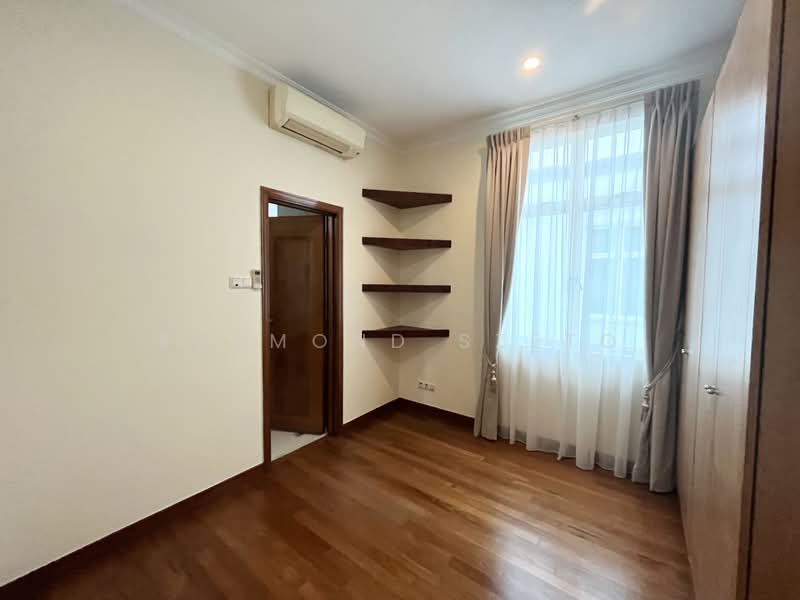 Kingsville, 80 King's Drive, 5 Bedrooms, 2,702 sqft, Semi-Detached House For Rent, by Raymond Szeto, 24656564 - PropertyGuru.com.sg