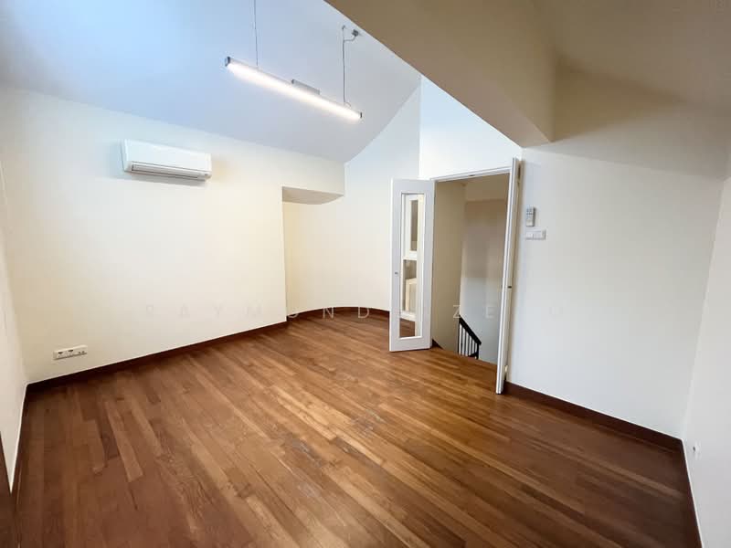 Kingsville, 80 King's Drive, 5 Bedrooms, 2,702 sqft, Semi-Detached House For Rent, by Raymond Szeto, 24656564 - PropertyGuru.com.sg