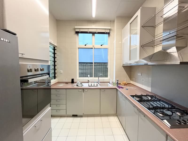 Kingsville, 80 King's Drive, 5 Bedrooms, 2,702 sqft, Semi-Detached House For Rent, by Raymond Szeto, 24656564 - PropertyGuru.com.sg