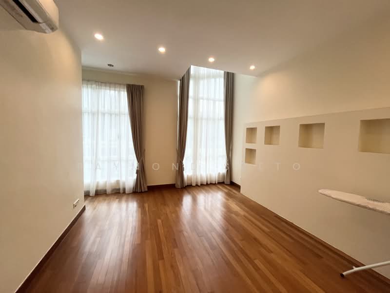 Kingsville, 80 King's Drive, 5 Bedrooms, 2,702 sqft, Semi-Detached House For Rent, by Raymond Szeto, 24656564 - PropertyGuru.com.sg