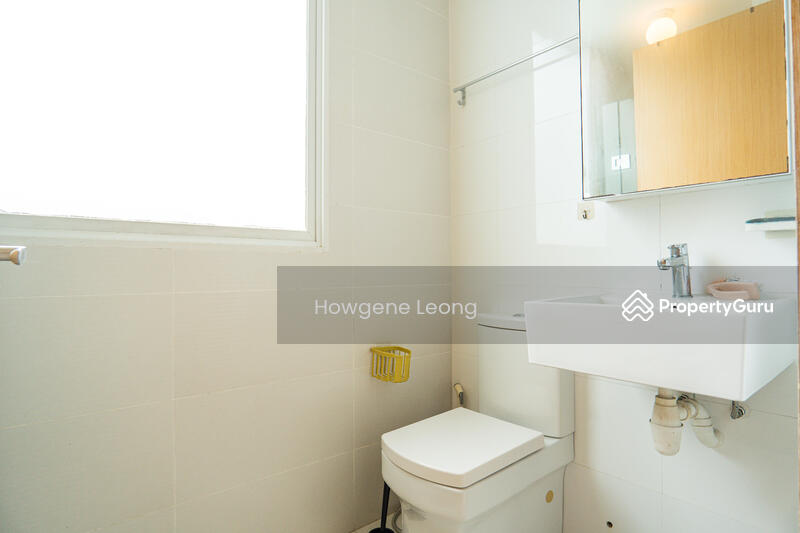 For Rent - Whitescape