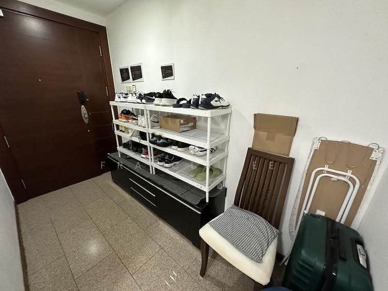 Queens, 16 Stirling Road, Alexandra / Commonwealth, Room Rental, 160 sqft, Condominium For Rent, by Francis Lee, 24657210 - PropertyGuru.com.sg