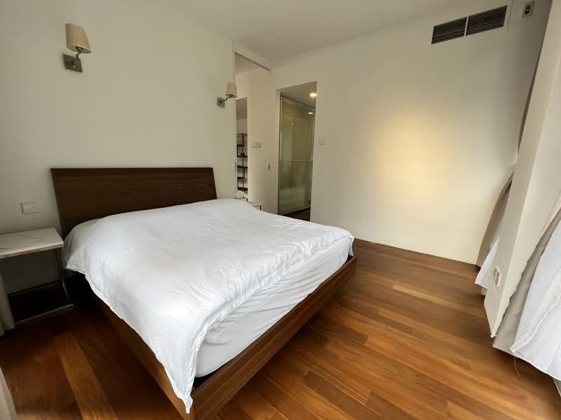 Balmoral Crest, 1 Balmoral Crescent, 2 Bedrooms, 1,098 sqft, Apartment For Rent, by Boren Ang, 24658152 - Master BR - PropertyGuru.com.sg
