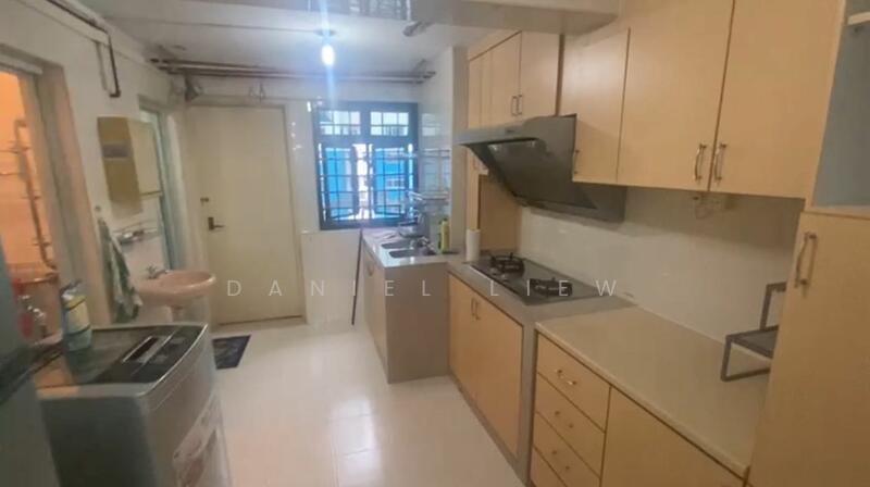 For Rent - 2 Jalan Bukit Merah