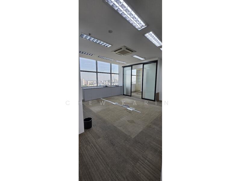 Wcega Tower, 21 Bukit Batok Crescent, 1,000 sqft, Light Industrial (B1) For Rent, by Chew Karin, 24660189 - CommercialGuru.com.sg