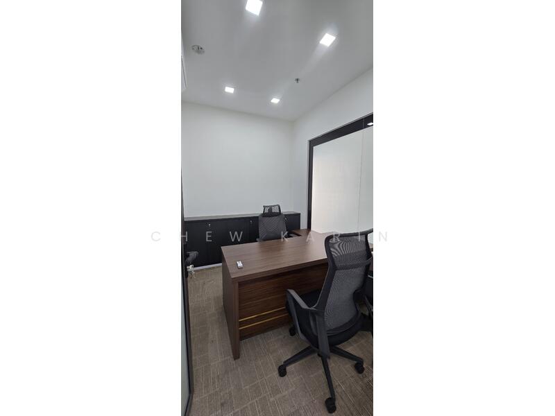 Wcega Tower, 21 Bukit Batok Crescent, 1,000 sqft, Light Industrial (B1) For Rent, by Chew Karin, 24660189 - CommercialGuru.com.sg