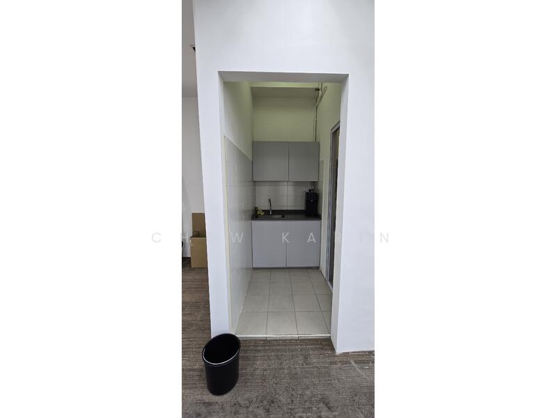 Wcega Tower, 21 Bukit Batok Crescent, 1,000 sqft, Light Industrial (B1) For Rent, by Chew Karin, 24660189 - CommercialGuru.com.sg