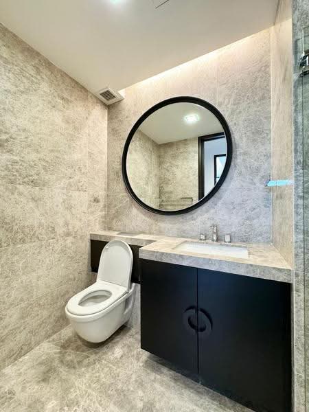 Centennia Suites, 100 Kim Seng Road, Orchard / River Valley, 3 Bedrooms, 1,797 sqft, Condominium For Rent, by Evangeline Yeong, 24660218 - Powder Room - PropertyGuru.com.sg