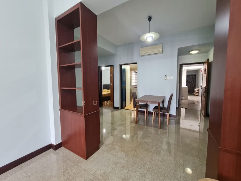 Global Ville, 20 Jalan Raja Udang, 2 Bedrooms, 905 sqft, Condominium For Rent, by Ron Loh, 24661018 - PropertyGuru.com.sg