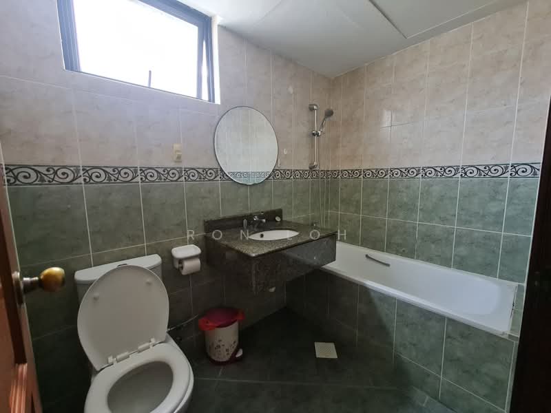 Global Ville, 20 Jalan Raja Udang, 2 Bedrooms, 905 sqft, Condominium For Rent, by Ron Loh, 24661018 - PropertyGuru.com.sg