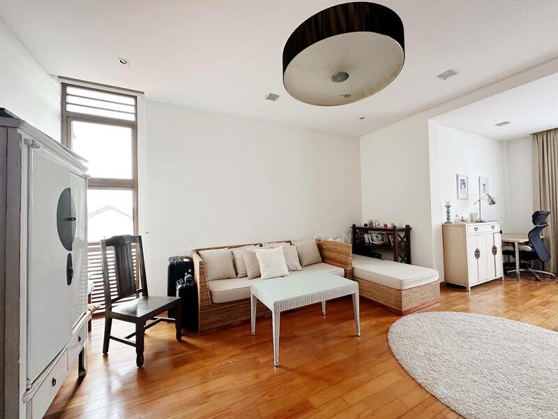 Detached at Walmer Drive Serangoon Garden Estate (D19) Detached House