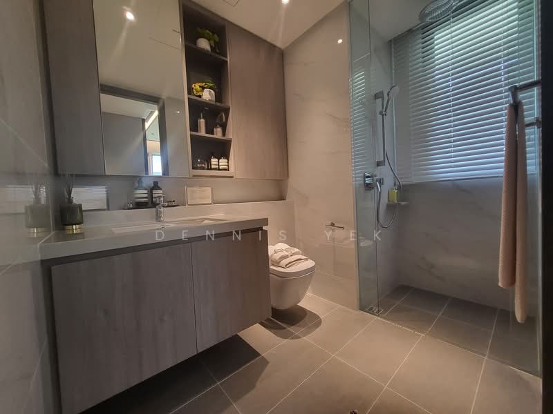 The LakeGarden Residences, 82 Yuan Ching Road, 3 Bedrooms, 1,238 sqft, Condominium For Sale, by Dennis Yek, 24661139 - PropertyGuru.com.sg