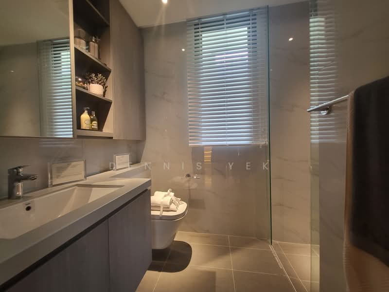 The LakeGarden Residences, 82 Yuan Ching Road, 3 Bedrooms, 1,238 sqft, Condominium For Sale, by Dennis Yek, 24661139 - PropertyGuru.com.sg