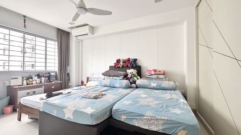 For Sale - 384 Tampines Street 32