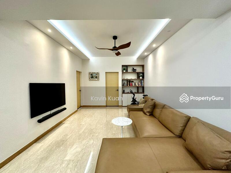 For Sale - Grandlink Square