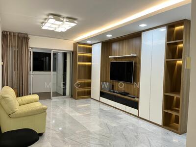 For Rent - 323 Jurong East Street 31