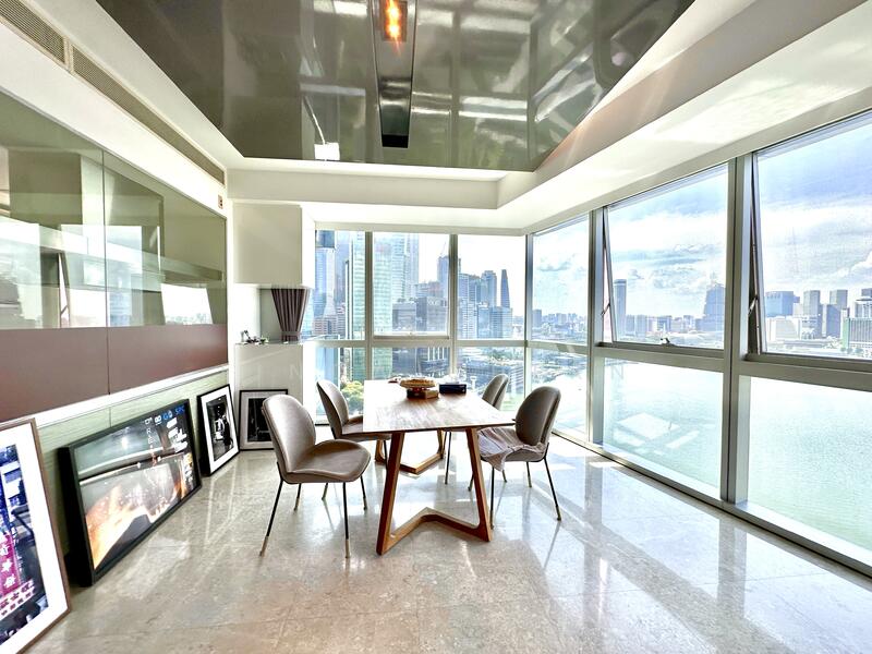 Marina Bay Residences Condominium For Sale at S 8,300,000