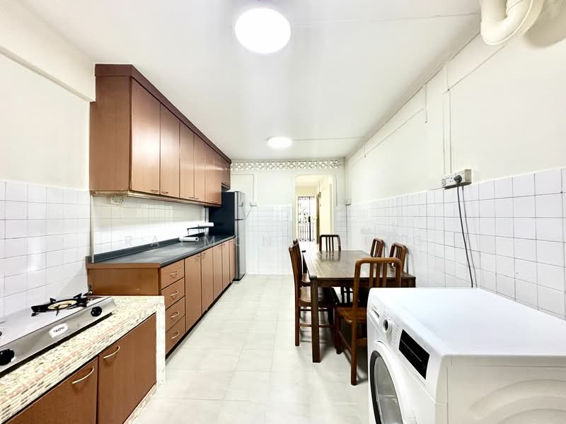For Rent - 21 Hougang Avenue 3