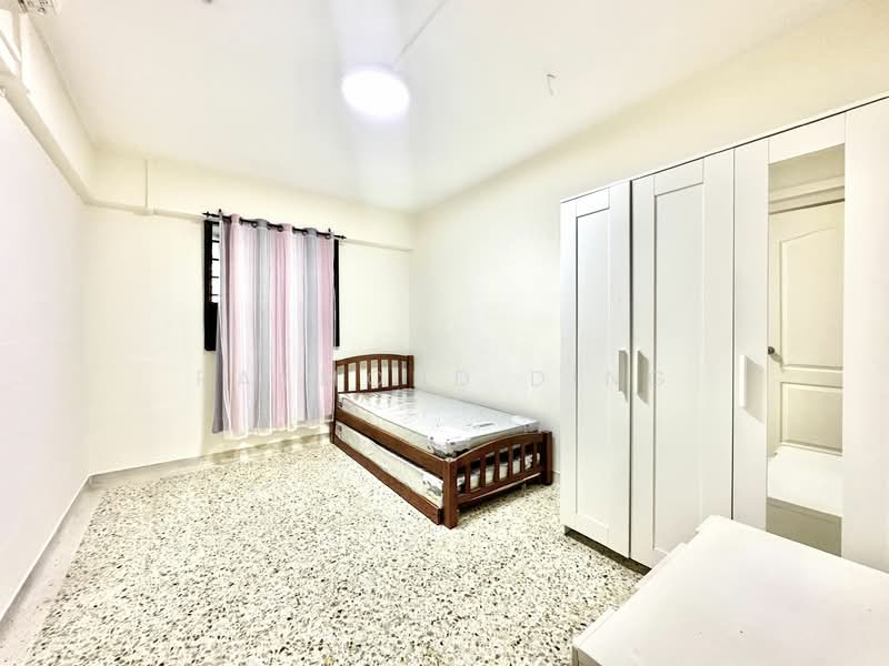 For Rent - 21 Hougang Avenue 3