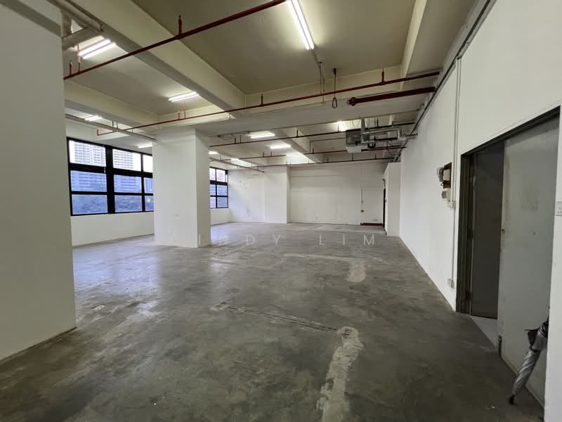 Henderson Building, 221 Henderson Road, 1,647 sqft, Light Industrial (B1) For Rent, by Cindy Lim, 24665858 - CommercialGuru.com.sg