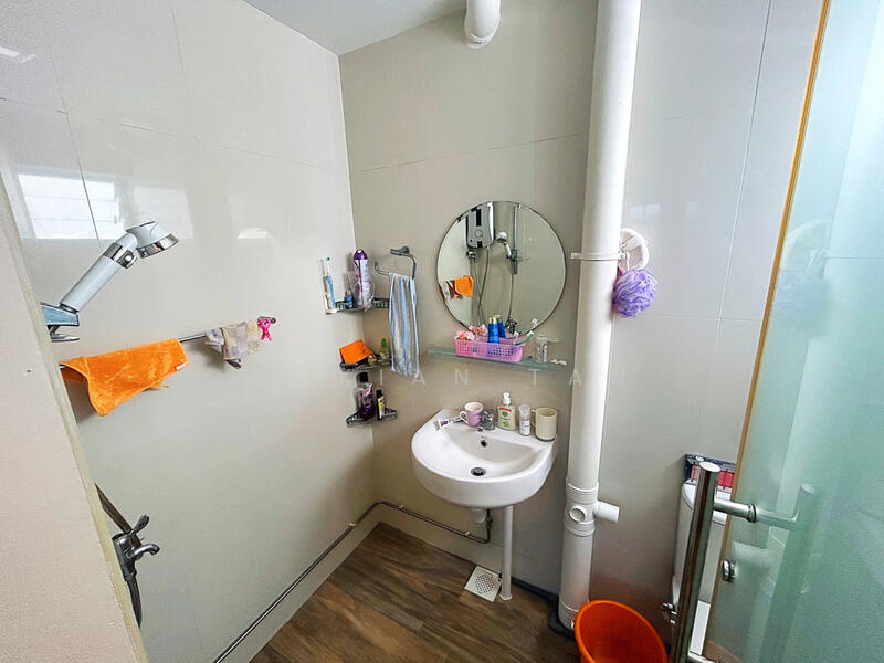 For Rent - 408 Sin Ming Avenue