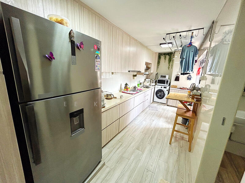 For Rent - 408 Sin Ming Avenue
