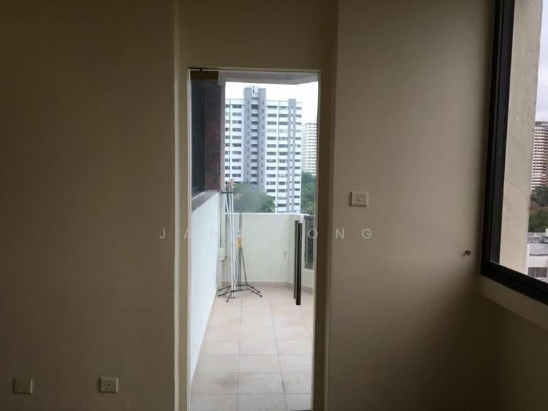 Eastern Lagoon II, 200 Upper East Coast Road, 2 Bedrooms, 900 sqft, Condominium For Rent, by James Ong, 24667057 - PropertyGuru.com.sg