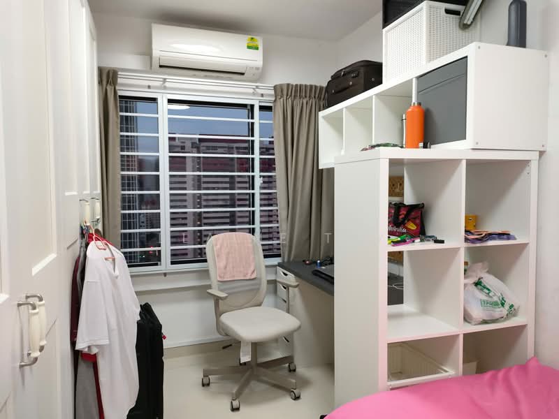 People's Park Complex, 1 Park Road, Boat Quay / Raffles Place / Marina, Room Rental, 130 sqft, Apartment For Rent, by Elaine Tay, 24667081 - PropertyGuru.com.sg