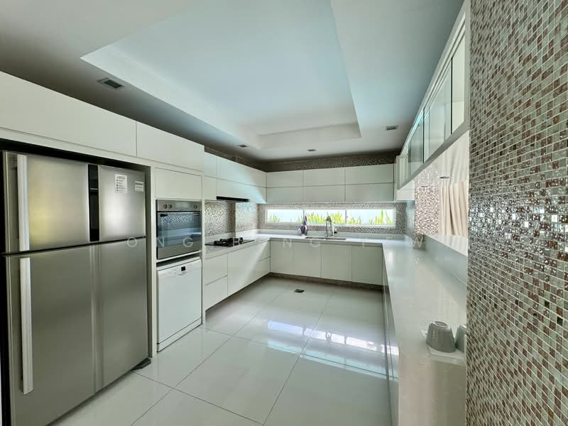 Sunset Way Detached Home, Sunset Way, 5 Bedrooms, 4,500 sqft, Detached House For Rent, by Ong Beng Yew, 24667838 - PropertyGuru.com.sg