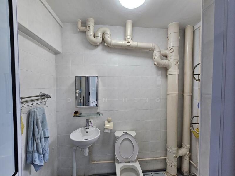 For Rent - 223A Compassvale Walk