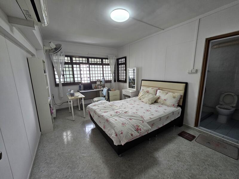 For Rent - 223A Compassvale Walk