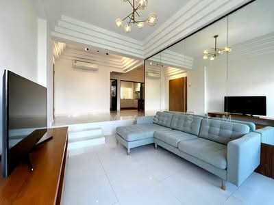 For Rent - Lakepoint Condo