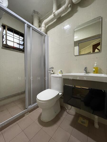 190A Rivervale Drive, 190A Rivervale Drive, Room Rental, 250 sqft, HDB Flat For Rent, by Nicholl Wan, 24670645 - Common bathroom - PropertyGuru.com.sg
