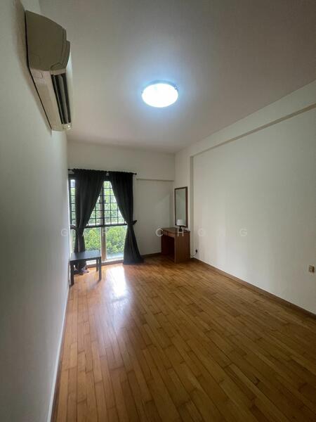 Regent Park, 22 Jalan Lempeng, Buona Vista / West Coast / Clementi New Town, 2 Bedrooms, 905 sqft, Condominium For Rent, by Gary Chong, 24670796 - PropertyGuru.com.sg