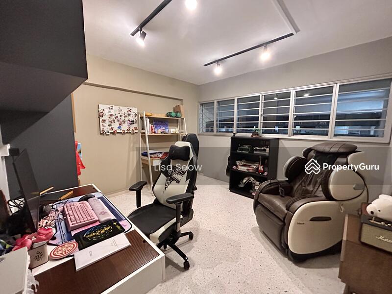 For Rent - 218 Tampines Street 24