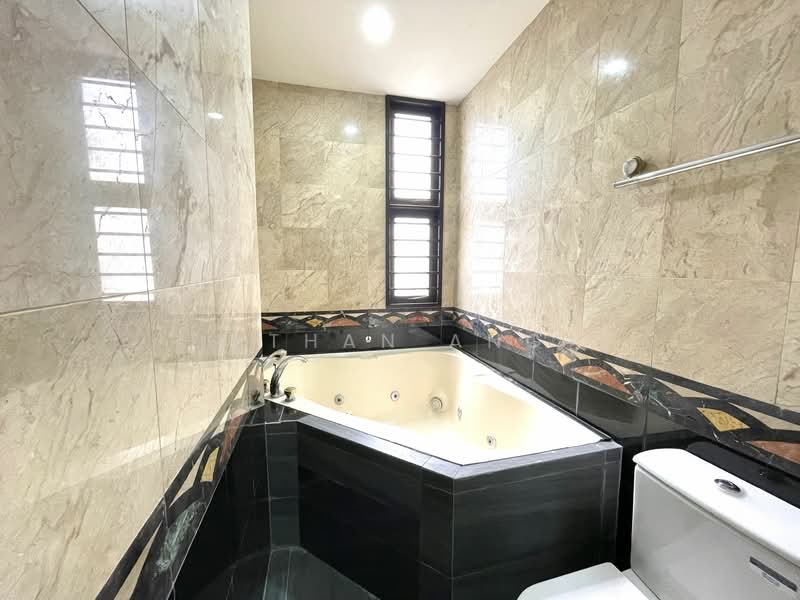 Rosevale, 32 Lincoln Road, 3 Bedrooms, 1,313 sqft, Apartment For Rent, by Ethan Ang, 24672265 - PropertyGuru.com.sg