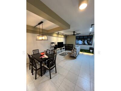 For Rent - 576 Woodlands Glen