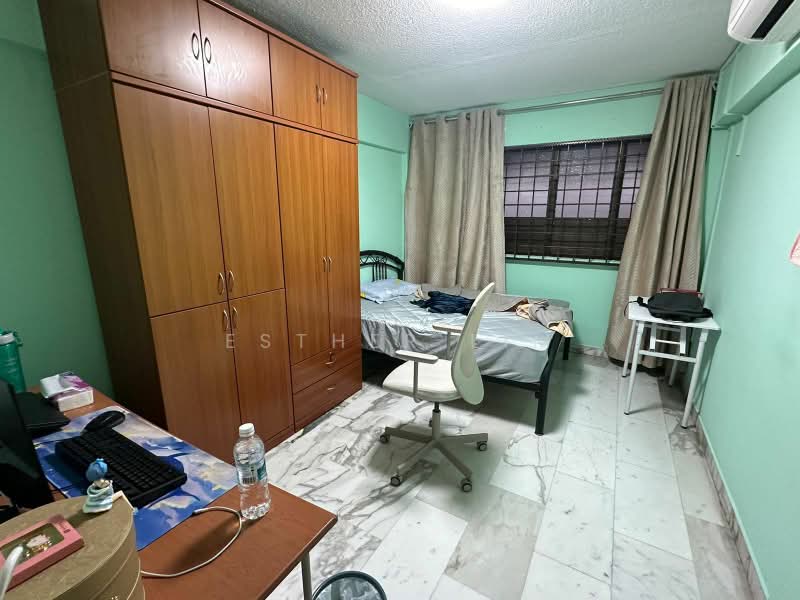 348 Clementi Avenue 5, 348 Clementi Avenue 5, 3 Bedrooms, 990 sqft, HDB Flat For Rent, by Esther Lim, 24675667 - Second common room - PropertyGuru.com.sg