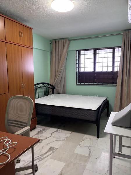 348 Clementi Avenue 5, 348 Clementi Avenue 5, Buona Vista / West Coast / Clementi New Town, 3 Bedrooms, 990 sqft, HDB Flat For Rent, by Esther Lim, 24675667 - Bedroom - PropertyGuru.com.sg