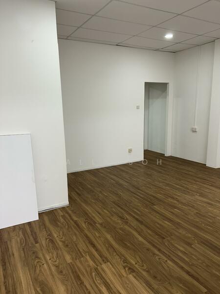 2-Storey Conserved Shophouse, Jalan Besar, 2,392 sqft, Shop / Shophouse For Sale, by Sally Soh, 24675924 - 2nd Floor Landing - CommercialGuru.com.sg