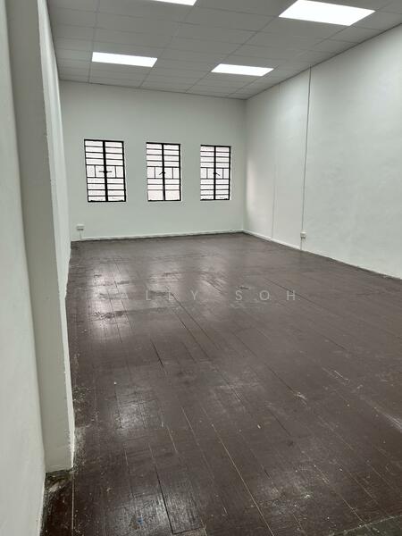 2-Storey Conserved Shophouse, Jalan Besar, 2,392 sqft, Shop / Shophouse For Sale, by Sally Soh, 24675924 - 2nd Floor Big Spacious floor area with high ceiling. - CommercialGuru.com.sg