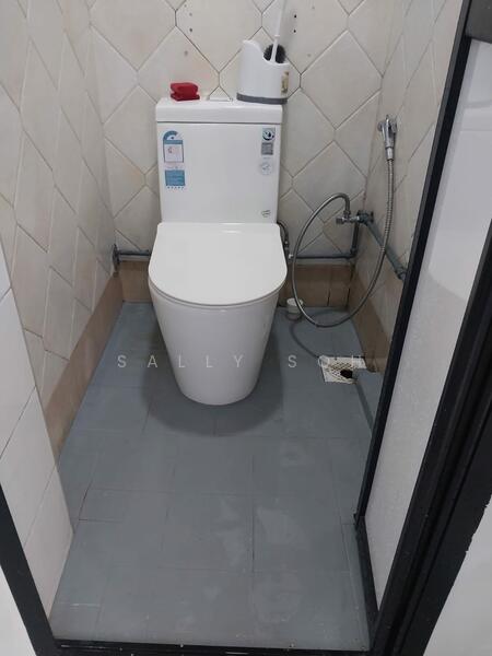 2-Storey Conserved Shophouse, Jalan Besar, 2,392 sqft, Shop / Shophouse For Sale, by Sally Soh, 24675924 - Ground Floor Toilet - CommercialGuru.com.sg