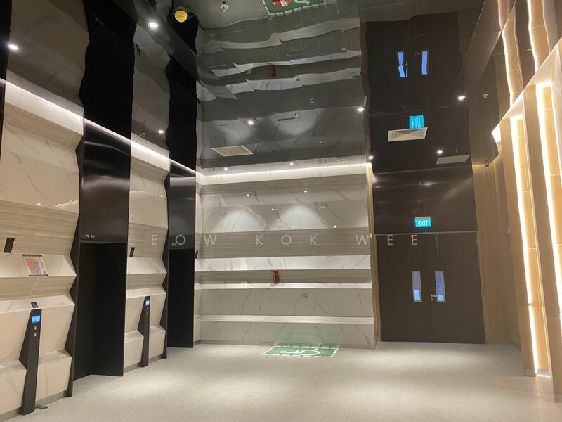 6m showroom / office/ distribution / production/ warehouse/ office with loading bays, Alexandra, 12,000 sqft, Light Industrial (B1) For Rent, by Leow Kok Wee, 24676673 - CommercialGuru.com.sg