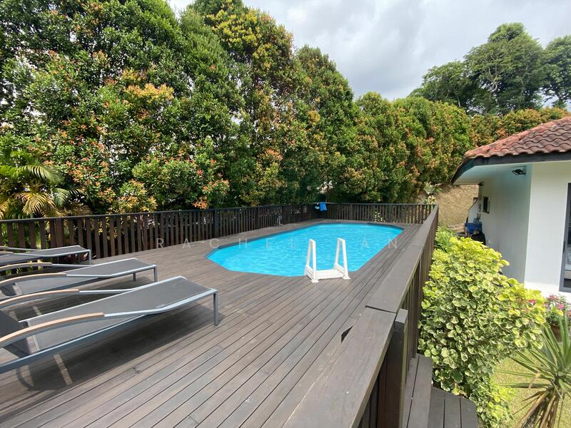 Queen Astrid / Holland / Coronation Rd West, Coronation Road West, 5