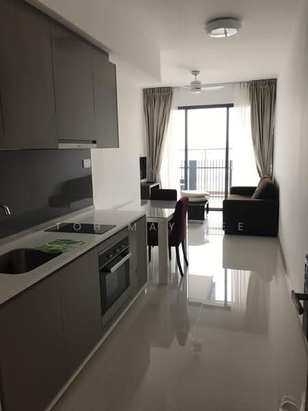 J Gateway, 2 Gateway Drive, Boon Lay / Jurong / Tuas, 1 Bedroom, 527 sqft, Condominium For Rent, by Toh May Kee, 24678156 - PropertyGuru.com.sg