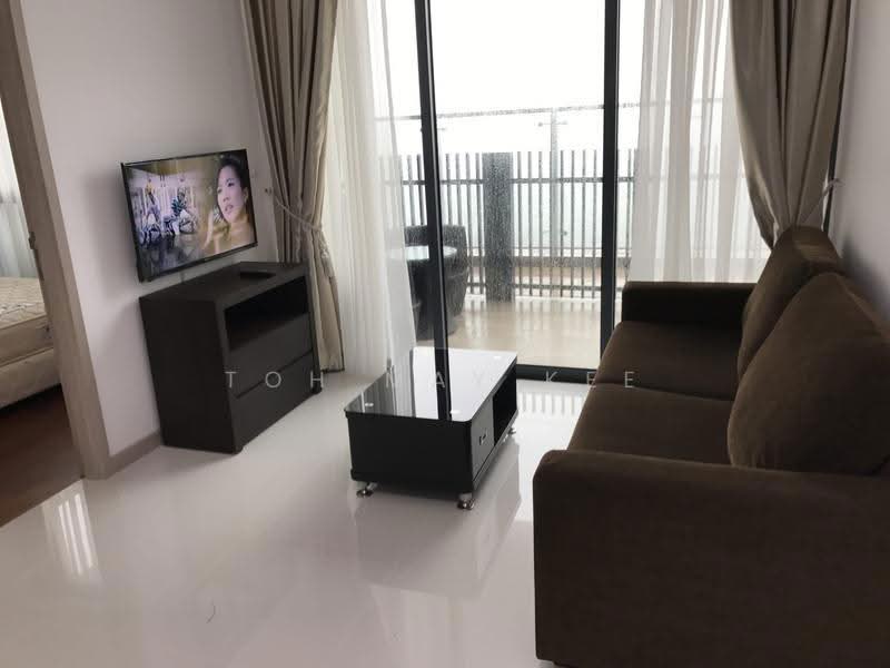 J Gateway, 2 Gateway Drive, Boon Lay / Jurong / Tuas, 1 Bedroom, 527 sqft, Condominium For Rent, by Toh May Kee, 24678156 - PropertyGuru.com.sg