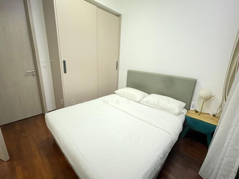 J Gateway, 2 Gateway Drive, Boon Lay / Jurong / Tuas, 1 Bedroom, 527 sqft, Condominium For Rent, by Toh May Kee, 24678156 - PropertyGuru.com.sg